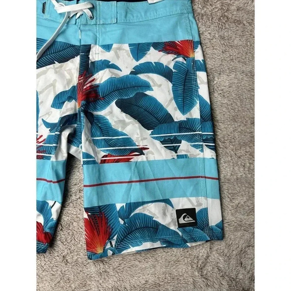 Quiksilver Shorts Every Day Board Shorts Skateboard Surf Beach Size 32 New - Picture 13 of 16